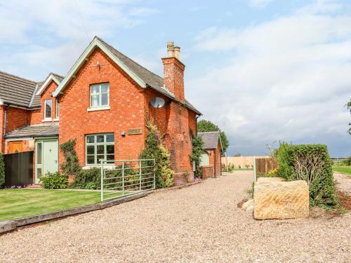 Фотография гостевого дома Chippers Cottage, Woodhall Spa