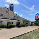 Фотография гостиницы Motel 6 Austin, TX - Central Downtown UT