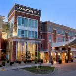 Фотография гостиницы DoubleTree by Hilton West Fargo Sanford Medical Center Area