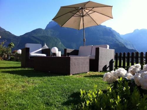 Фотография гостевого дома Holidaysun, Chalet Jagdhouse, 100 q, roof terrace with amazing mountainview, 500 qm garden, BBQ&bikes&sunbeds for free