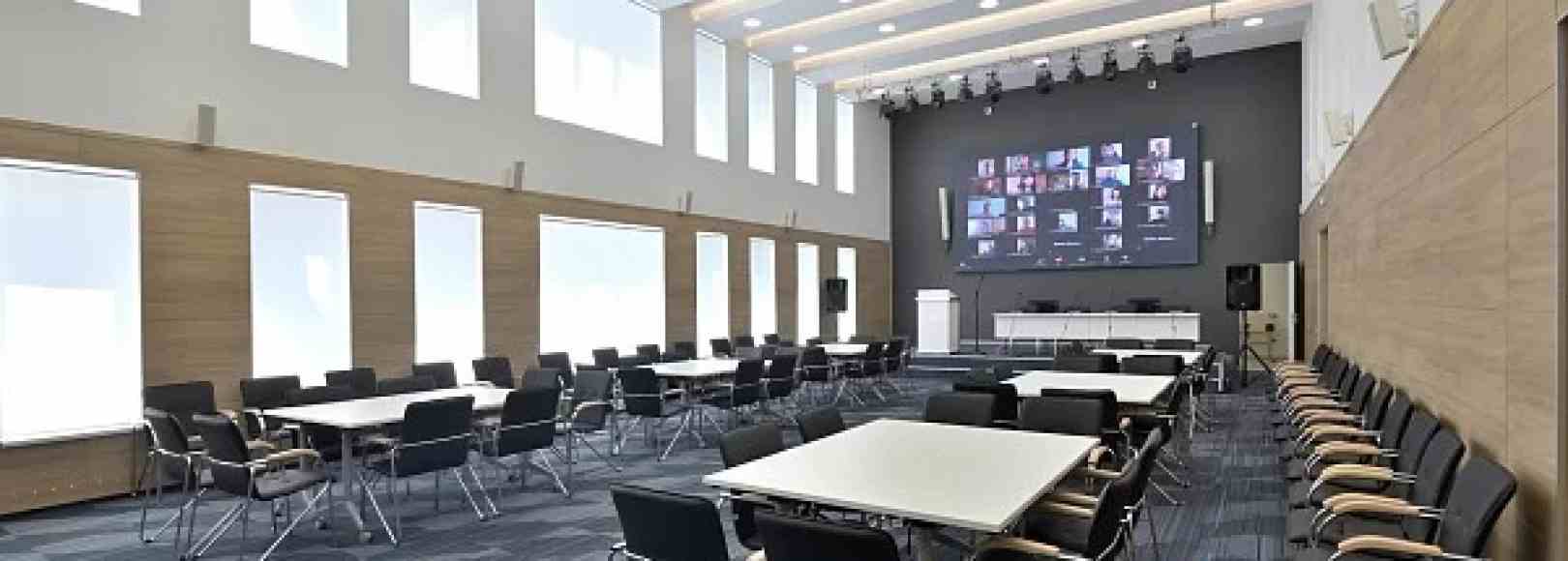 Фотография конференц-зала Конгресс-центр Ермак