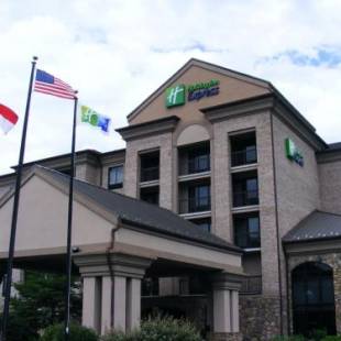 Фотографии гостиницы 
            Holiday Inn Express Boone, an IHG Hotel