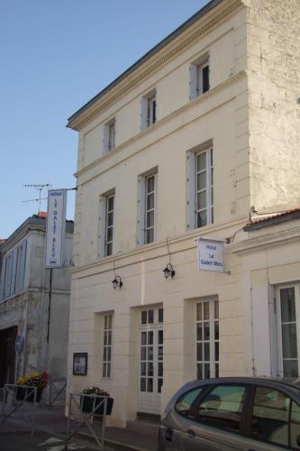 Фотография гостиницы Hôtel Restaurant Le Galet Bleu