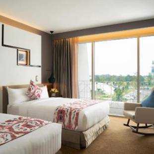 Фотографии гостиницы 
            Movenpick Hotel & Convention Centre KLIA