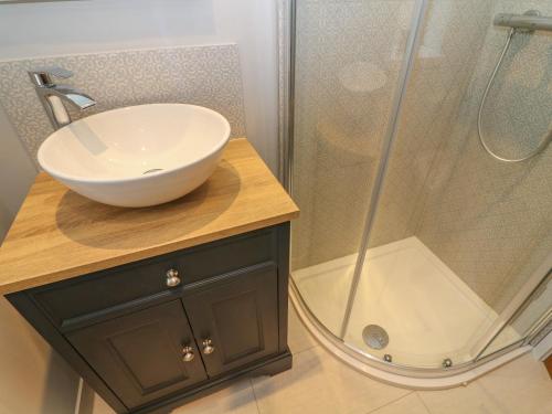 Фотография гостевого дома 5 Bank Cottage