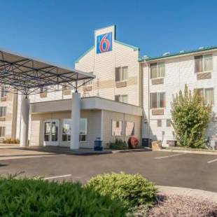 Фотографии гостиницы 
            Motel 6-Redmond, OR