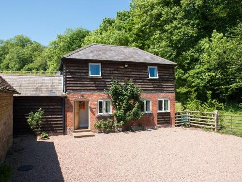 Фотографии гостевого дома 
            Stable Cottage, Tenbury Wells