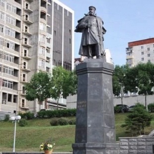 Фотография памятника Памятник Адмиралу Макарову