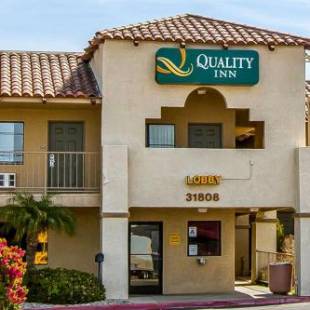 Фотографии гостиницы 
            Quality Inn Lake Elsinore