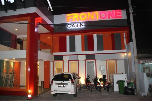 Фотографии гостиницы 
            Front One Cabin Malioboro Jogja