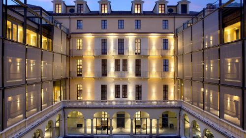 Фотография гостиницы NH Collection Torino Piazza Carlina