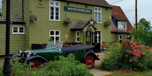 Фотографии мини отеля 
            The White Horse Inn