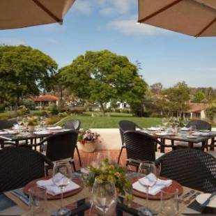 Фотографии гостиницы 
            The Inn at Rancho Santa Fe, a Tribute Portfolio Resort & Spa