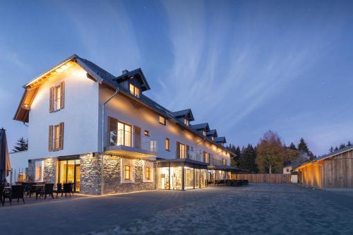 Фотография гостиницы Hotel Tannenhaus