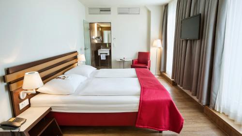 Фотография гостиницы Austria Trend Hotel beim Theresianum Wien