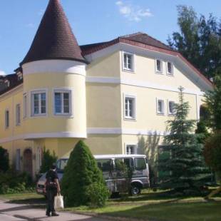 Фотографии гостевого дома 
            Gästehaus Auerhahn