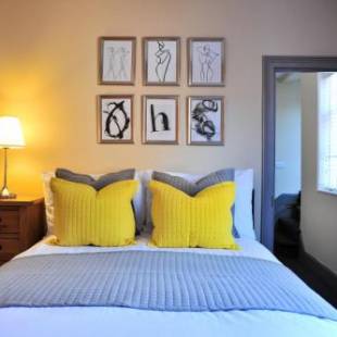 Фотографии гостиницы
The Herbalist Rooms