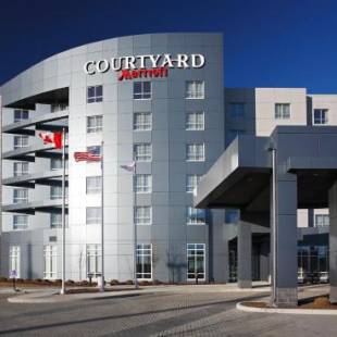 Фотографии гостиницы 
            Courtyard by Marriott Calgary Airport