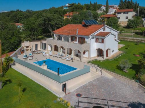 Фотографии гостевого дома 
            Holiday Home Villa Marina