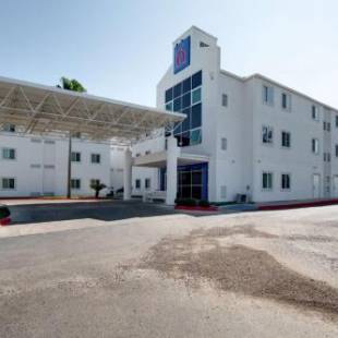 Фотографии гостиницы 
            Motel 6-Brownsville, TX