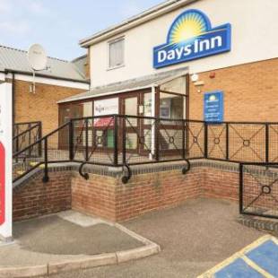 Фотографии гостиницы 
            Days Inn Watford Gap