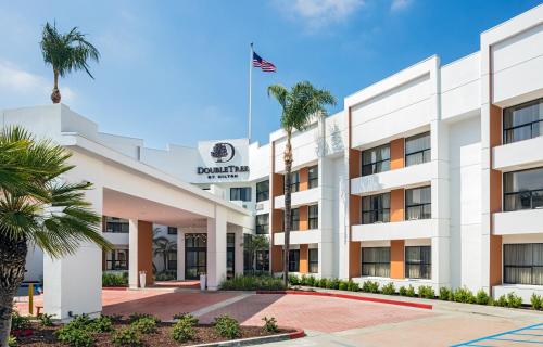 Фотография гостиницы Doubletree By Hilton Pomona