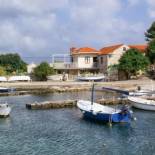 Фотография гостевого дома Apartments by the sea Prizba, Korcula - 4479