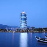 Фотография гостиницы Wyndham Grand İzmir Özdilek