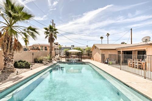 Фотографии гостевого дома 
            Lake Havasu Family Home with Private Pool and Spa!