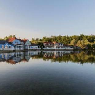 Фотографии базы отдыха
Center Parcs Le Lac d’Ailette