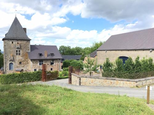 Фотография гостевого дома Les Confidences de Messire Sanglier, stylished guest houses