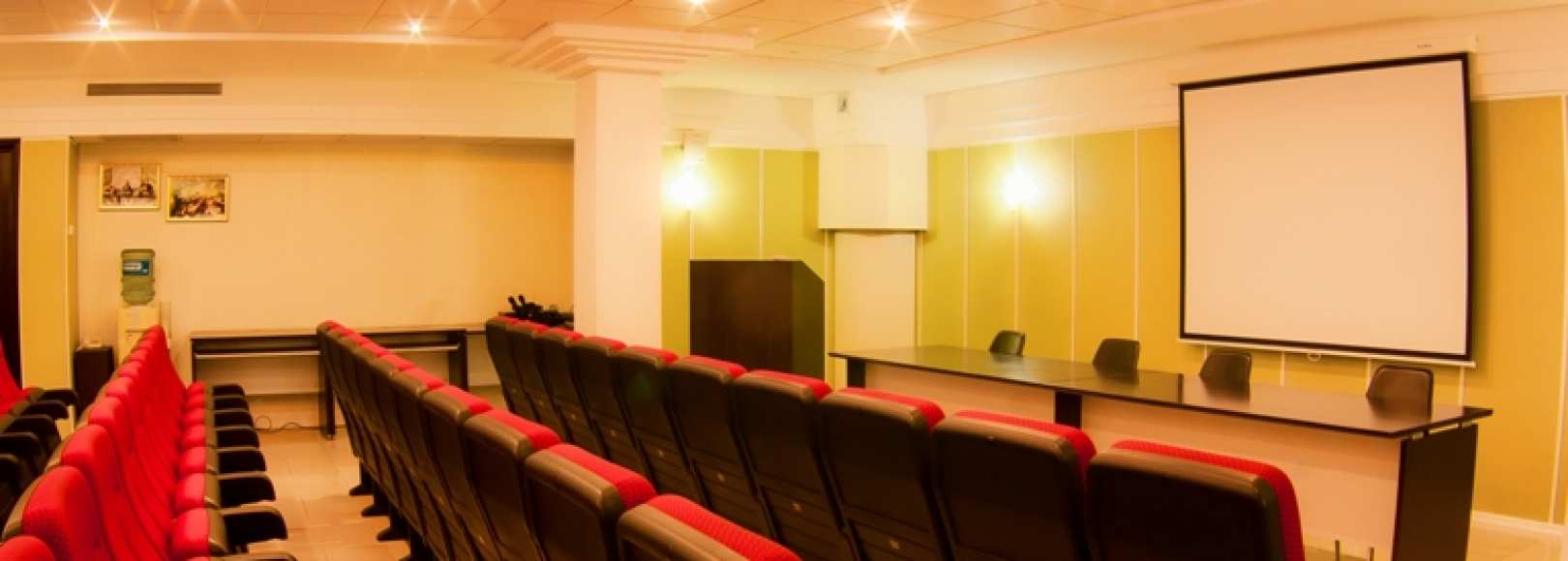 Фотография конференц-зала Амбассадор