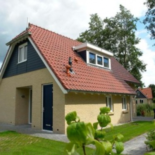 Фотография гостевого дома Spacious holiday home with a dishwasher, 20km from Assen