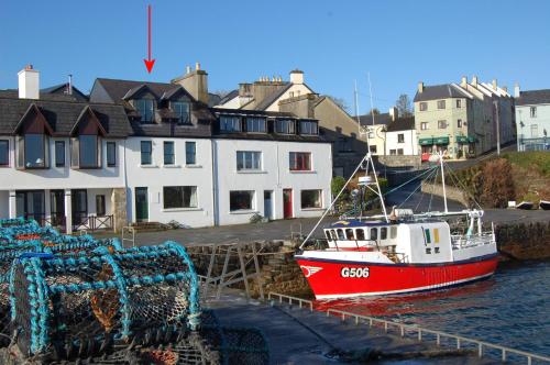 Фотографии гостевого дома 
            Roundstone Quay House