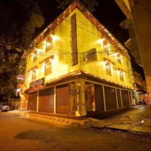 Фотография гостиницы Roses Inn Fortkochi