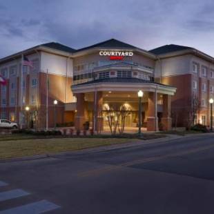 Фотографии гостиницы 
            Courtyard by Marriott Fort Smith Downtown