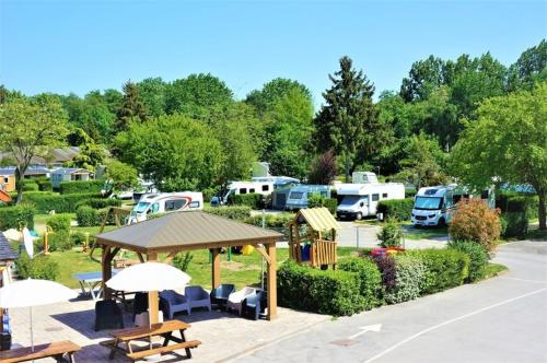 Фотография кемпинга Camping Paris Beau Village
