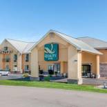 Фотография гостиницы Quality Inn Bloomington Near University