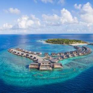 Фотографии гостиницы 
            The St. Regis Maldives Vommuli Resort