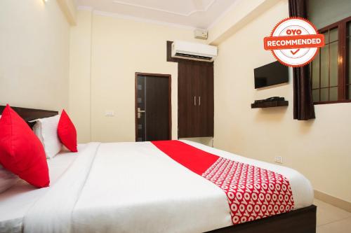 Фотография гостиницы OYO Townhouse 590 Sector 66 Noida