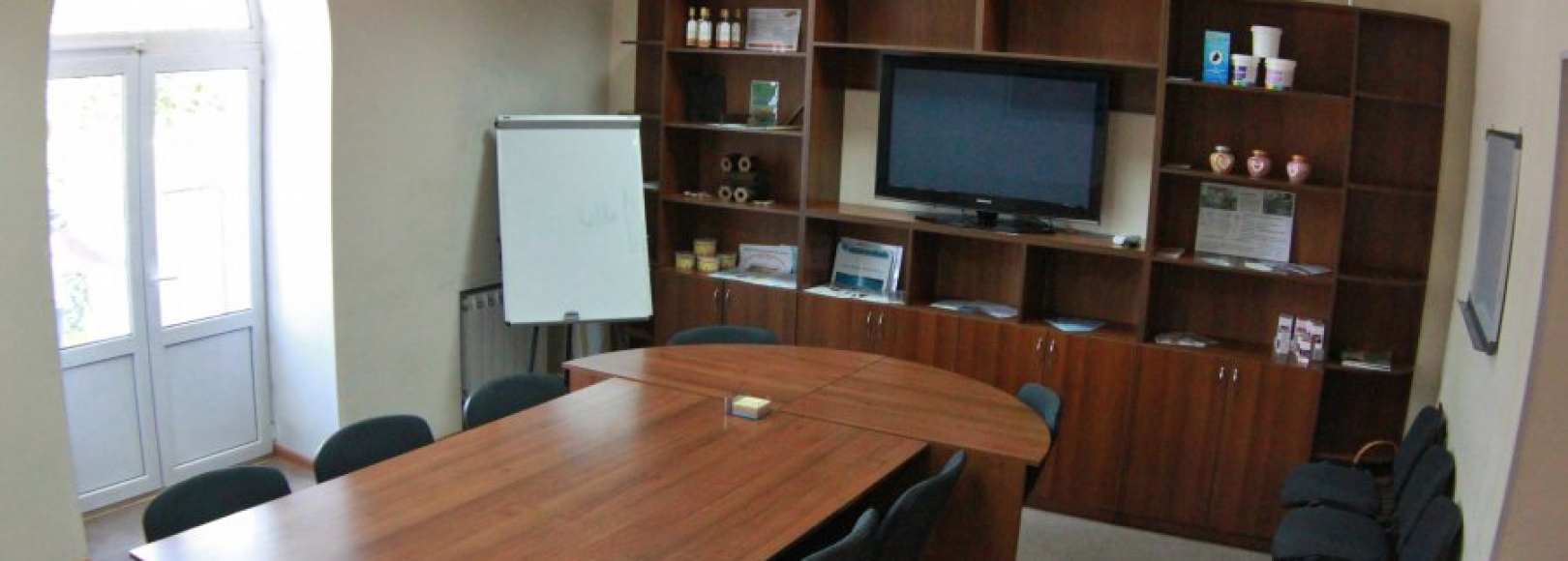 Фотография комнаты для переговоров Комната для переговоров Бийского бизнес-инкубатора