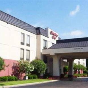 Фотографии гостиницы 
            Hampton Inn Batesville