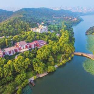 Фотографии гостиницы 
            Shangri-La Hangzhou