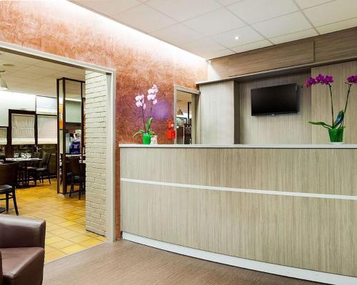 Фотография гостиницы Comfort Hotel Cachan Paris Sud