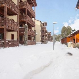 Фотография апарт отеля Vacancéole - Les Chalets de l'Isard