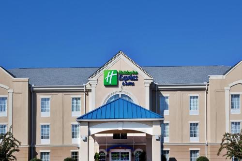 Фотография гостиницы Holiday Inn Express Hotel & Suites Orangeburg, an IHG Hotel