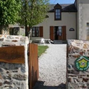 Фотография гостевого дома Gîte Saint-Léonard-des-Bois, 4 pièces, 6 personnes - FR-1-410-140