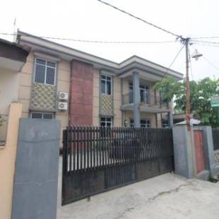 Фотографии гостиницы 
            OYO 1394 Rumaisa Homestay Syariah