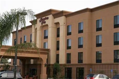 Фотография гостиницы Hampton Inn Visalia