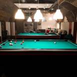 Фотография гостиницы Whole basement former pub for stag do, bachelor House party flat